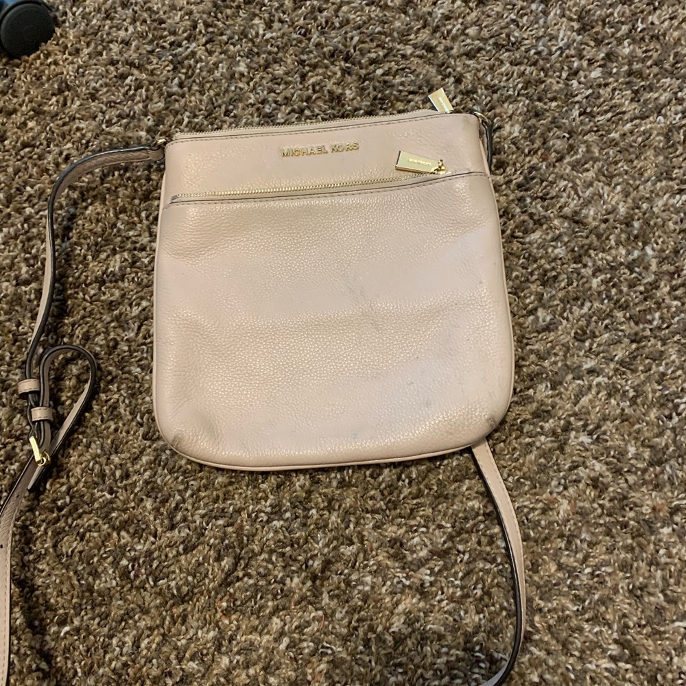 Michaels kors crossbody